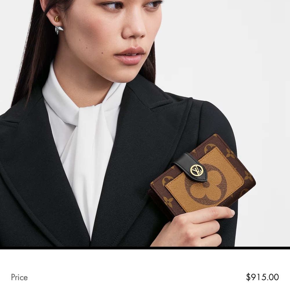 Louis Vuitton Juliette Wallet in Reverse Monogram - Picture 7 of 13